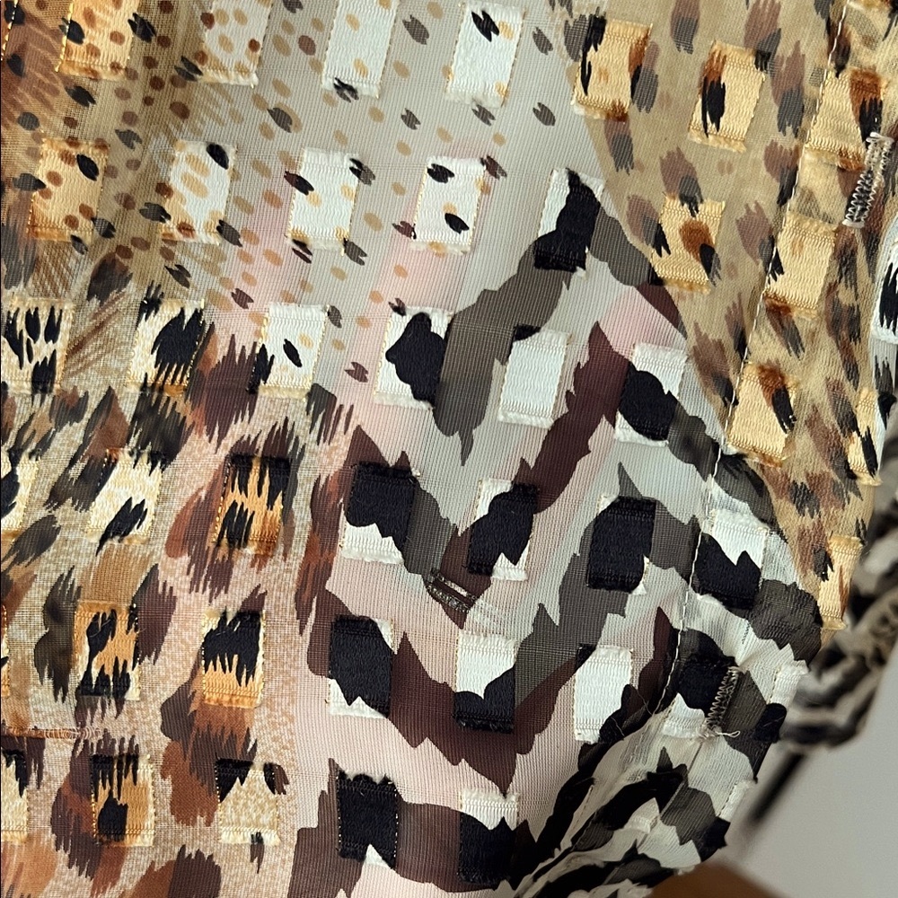 Animal Print Button-Up Blouse - Picture 3 of 4